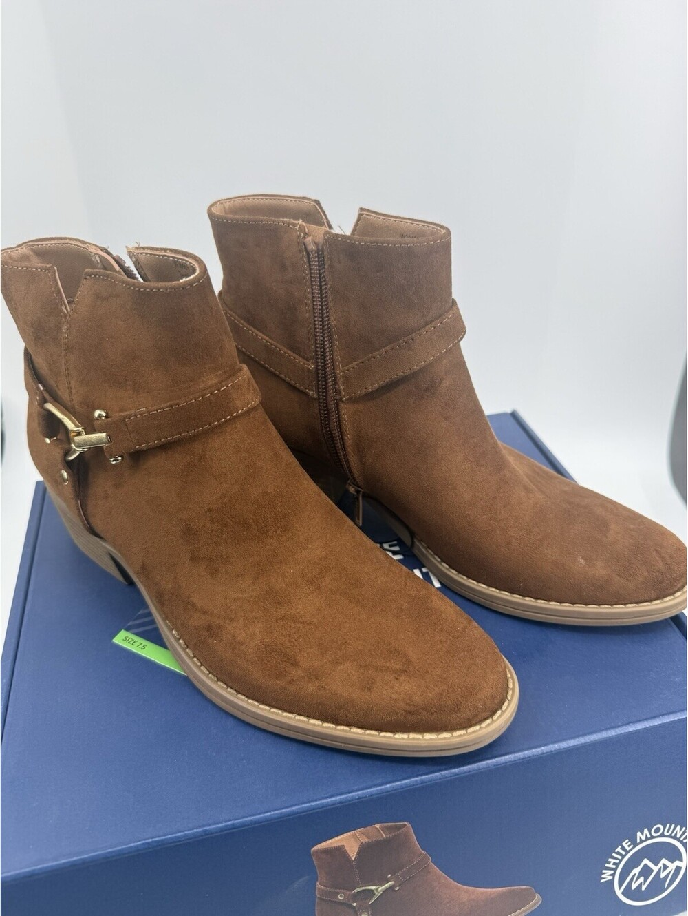 White Mountain Women's Faux Suede Zip-Up Ankle Boot Chestnut Brown Size 7.5 New